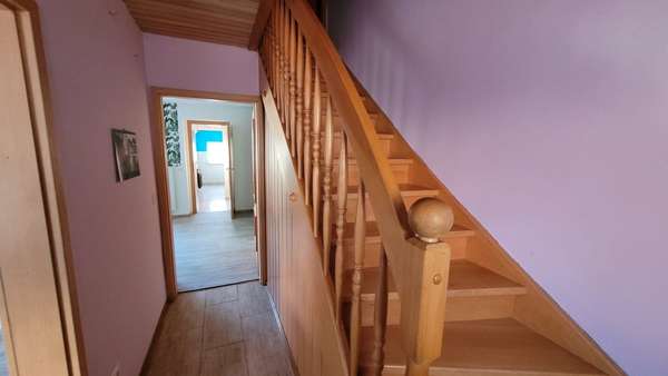 Flur - Reihenendhaus in 04565 Regis-Breitingen mit 70m² kaufen