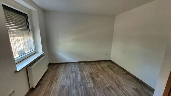Zimmer EG - Reihenendhaus in 04565 Regis-Breitingen mit 70m² kaufen