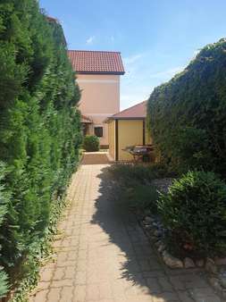 null - Reihenendhaus in 04442 Zwenkau mit 239m² kaufen