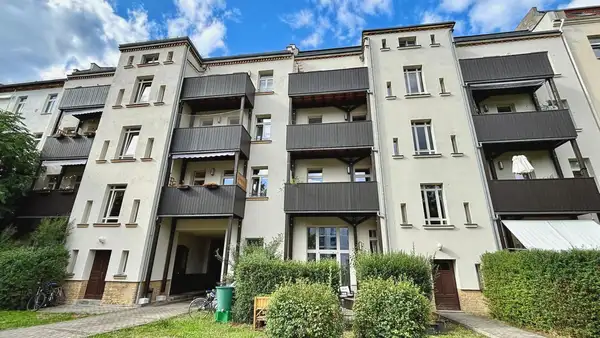 Wohnen im sanierten Gründerzeitjuwel
