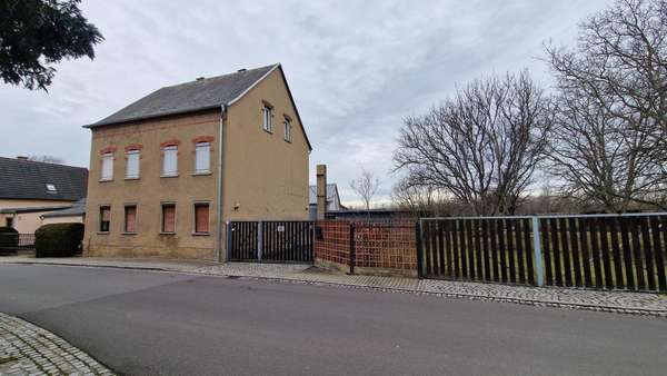 Einfamilienhaus in 04523 Elstertrebnitz mit 101m² kaufen