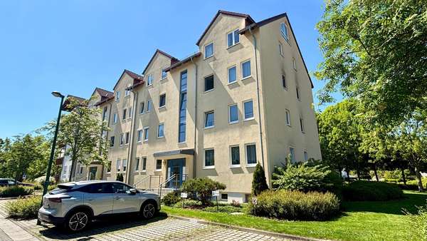 Vorderansicht - Erdgeschosswohnung in 04329 Leipzig mit 90m² als Kapitalanlage kaufen