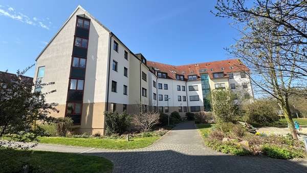 Häuserzeile Häuserzeile - Etagenwohnung in 04316 Leipzig mit 58m² kaufen