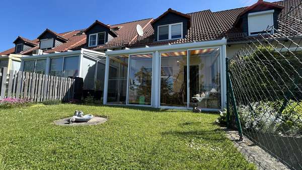Hofansicht - Reihenmittelhaus in 04435 Schkeuditz mit 105m² kaufen