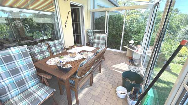 Wintergarten - Reihenmittelhaus in 04435 Schkeuditz mit 105m² kaufen
