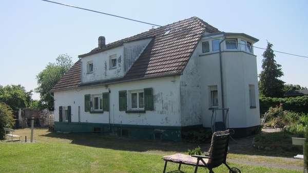 Seitenansicht - Einfamilienhaus in 04451 Borsdorf mit 110m² kaufen