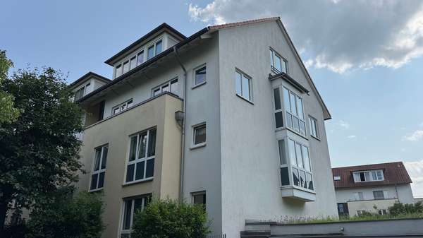 Seitenansicht - Dachgeschosswohnung in 04178 Leipzig mit 54m² als Kapitalanlage kaufen