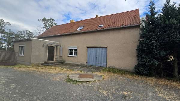Hofansicht Hofansicht - Einfamilienhaus in 04880 Elsnig mit 125m² kaufen