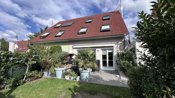 Ansicht Garten - Doppelhaushälfte in 04425 Taucha mit 155m² kaufen