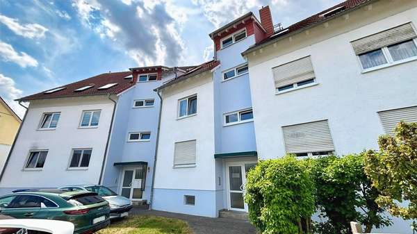 Vorderansicht Vorderansicht - Etagenwohnung in 04603 Windischleuba mit 78m² als Kapitalanlage kaufen