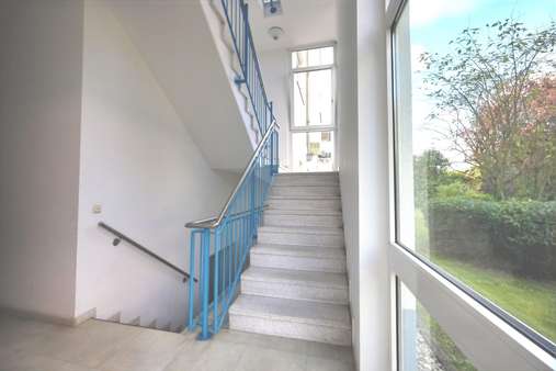 Treppenhaus - Etagenwohnung in 04318 Leipzig mit 38m² kaufen