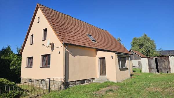 Süd/Ostansicht Süd/Ostansicht - Einfamilienhaus in 04758 Oschatz mit 114m² kaufen