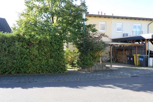 Straßenansicht - Einfamilienhaus in 04289 Leipzig mit 104m² kaufen