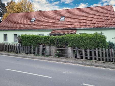 Seitenansicht - Einfamilienhaus in 04567 Kitzscher mit 130m² kaufen