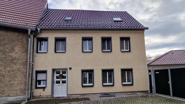 null - Reihenendhaus in 04523 Pegau mit 120m² kaufen
