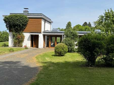 Vorderansicht Vorderansicht - Einfamilienhaus in 04654 Frohburg mit 203m² kaufen