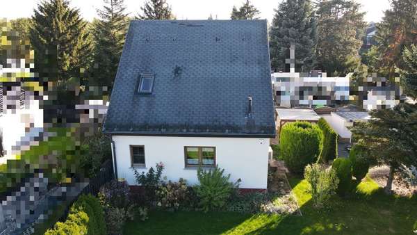 Seitenansicht - Einfamilienhaus in 04328 Leipzig mit 119m² kaufen