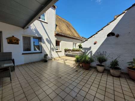 Terrasse - Mehrfamilienhaus in 04654 Frohburg mit 251m² kaufen