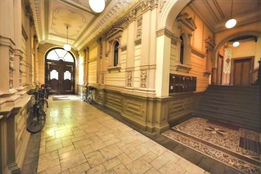 Eingangsbereich - Dachgeschosswohnung in 04109 Leipzig mit 117m² kaufen