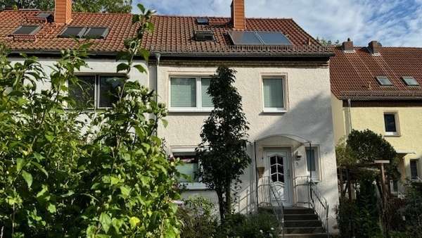 Vorderansicht - Doppelhaushälfte in 04179 Leipzig mit 120m² kaufen