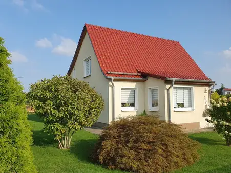 Reserviert! Haus mit großem Garten