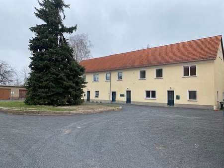 Haus 2 - Wohnanlage in 04552 Borna mit 921m² als Kapitalanlage kaufen