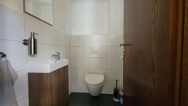 Gäste WC - Doppelhaushälfte in 04643 Geithain mit 86m² kaufen
