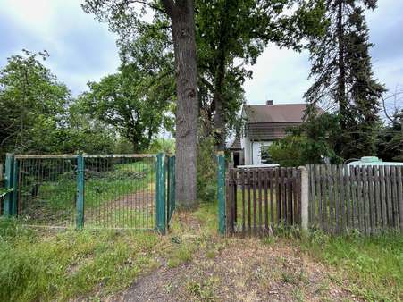 Straßenansicht - Einfamilienhaus in 04207 Leipzig mit 119m² kaufen