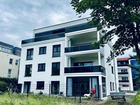 Hofseite - Etagenwohnung in 04329 Leipzig mit 122m² kaufen