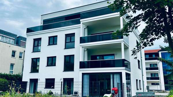 Hofseite - Etagenwohnung in 04329 Leipzig mit 79m² kaufen