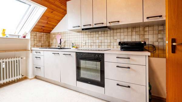 Einbauküche - Dachgeschosswohnung in 78315 Radolfzell mit 71m² kaufen