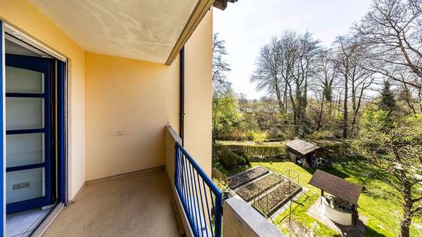 Balkonaussicht - Etagenwohnung in 78315 Radolfzell mit 62m² kaufen