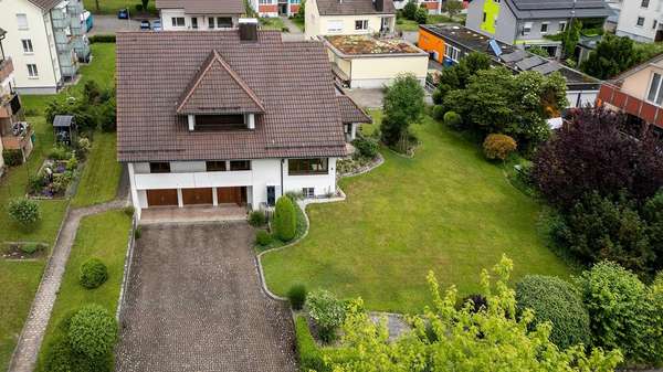 Luftaufnahme - Einfamilienhaus in 78315 Radolfzell mit 220m² kaufen