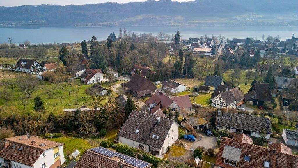 Luftaufnahme - Mehrfamilienhaus in 78337 Öhningen mit 351m² kaufen