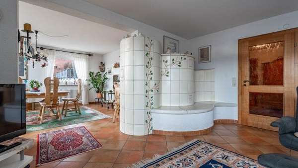 Wohn/-Esszimmer EG - Mehrfamilienhaus in 78337 Öhningen mit 351m² kaufen