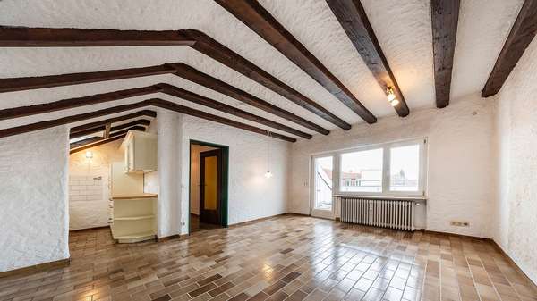 Helles Wohn-Esszimmer Helles Wohn-Esszimmer - Dachgeschosswohnung in 78315 Radolfzell mit 52m² kaufen