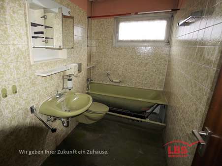 Bad - Einfamilienhaus in 78333 Stockach mit 166m² kaufen