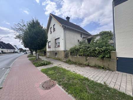 Außenansicht - Einfamilienhaus in 59269 Beckum mit 150m² kaufen
