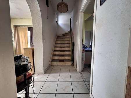 Flur - Einfamilienhaus in 59269 Beckum mit 150m² kaufen