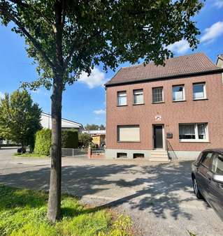 Außenansicht - Einfamilienhaus in 59269 Beckum mit 149m² kaufen