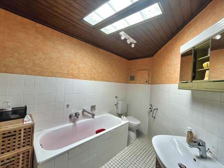 Badezimmer EG Badezimmer EG - Reihenendhaus in 52457 Aldenhoven mit 97m² kaufen