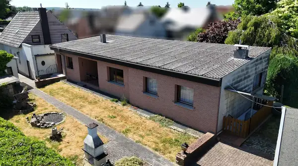 Schöner Bungalow mit Traumgarten
Wohnen auf einer Ebene