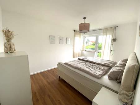 Schlafzimmer - Reihenendhaus in 52355 Düren mit 157m² kaufen