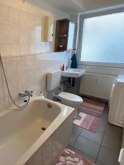 Badezimmer Badezimmer - Etagenwohnung in 52351 Düren mit 57m² kaufen