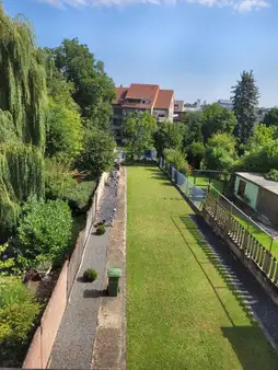 Sehr geräumiges Einfamilienhaus mit großem Garten in DN - Rölsdorf