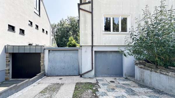 Garagen Garagen - Einfamilienhaus in 45259 Essen mit 274m² kaufen