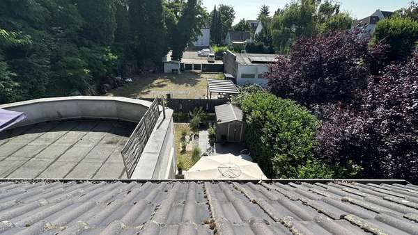 Blick aus DG Fenster Blick aus DG Fenster - Zweifamilienhaus in 46049 Oberhausen mit 232m² kaufen