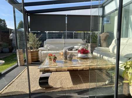 Wintergarten mit Couch - Einfamilienhaus in 41372 Niederkrüchten mit 161m² kaufen