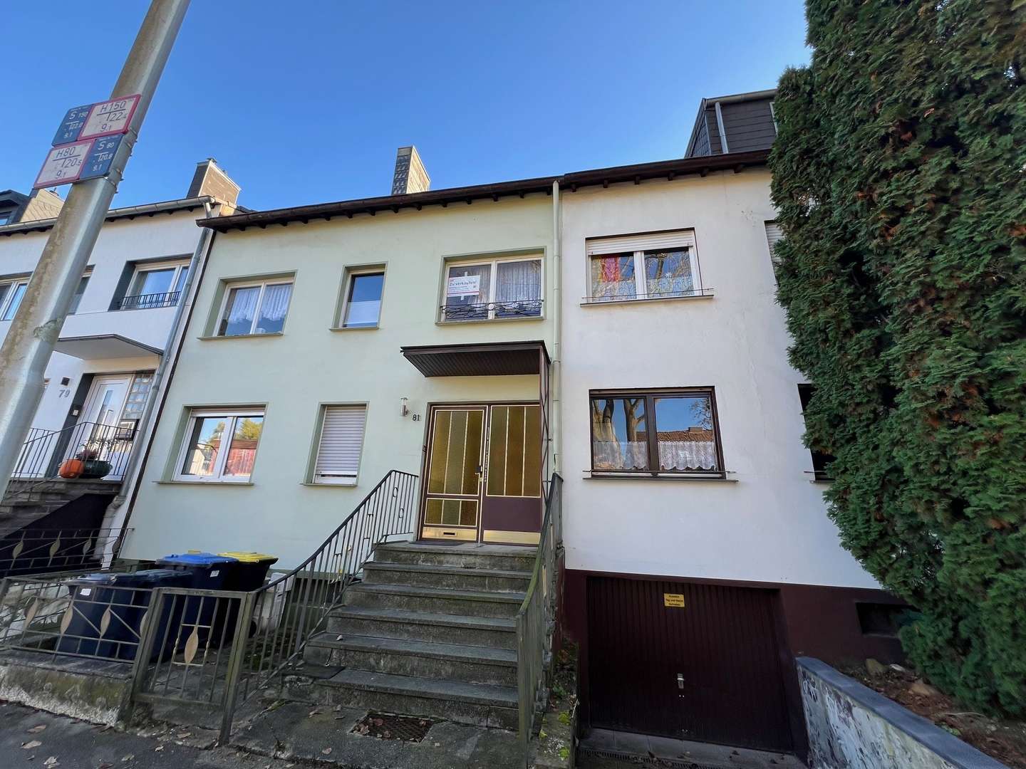 Haus Vorderseite - Zweifamilienhaus in 52134 Herzogenrath mit 140m² kaufen