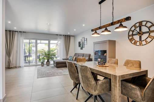 Wohn/Essbereich - Doppelhaushälfte in 53919 Weilerswist mit 175m² kaufen